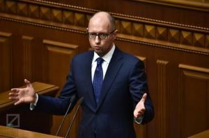 Розбіжність між реальністю і словами Яценюка про продаж землі — експерт