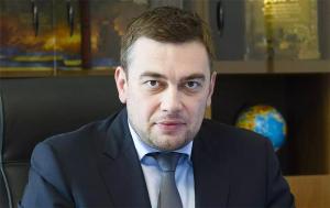 Максим Мартинюк: після заборони домашнього молока продавати його можна буде… на виробництво казеїну