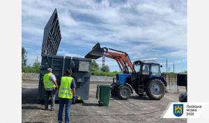 У Львові запрацював перший в країні компостувальний майданчик