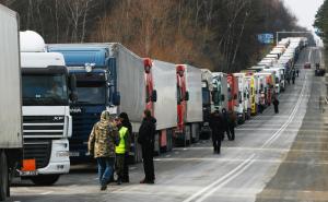 Зараз автомобілі рухаються у відповідності до такого спеціального алгоритму