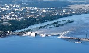 Через підрив дамби відбувся величезний витік з водосховища і рівень води впав