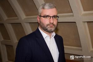 Експерт виступає за мінімальне втручання посадовців у процес консолідації земл