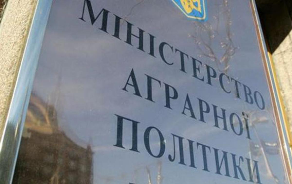 Через відсутність постійного аграрного міністра фермери покинуті на виживання