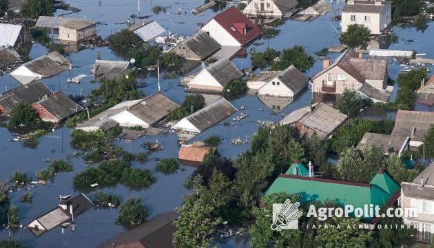 Каховський канал продовжував забезпечувати водою більше півмільйона га земель