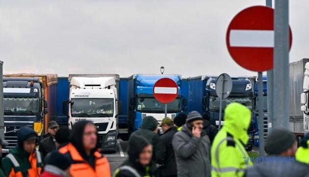 Кожний день страйку завдає збитків, як українській економіці, так і бізнесу в Польщі