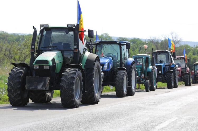 4 жовтня влада ввела ліцензування імпорту зернових та олійних культур