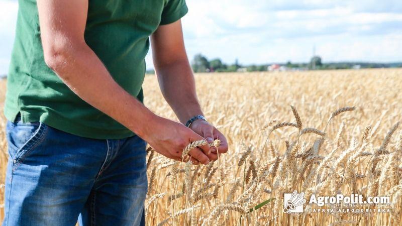 Леонід Козаченко заявив, що через війну і мобілізацію в Україні не вистачає трьох мільйонів людей в агросекторі.